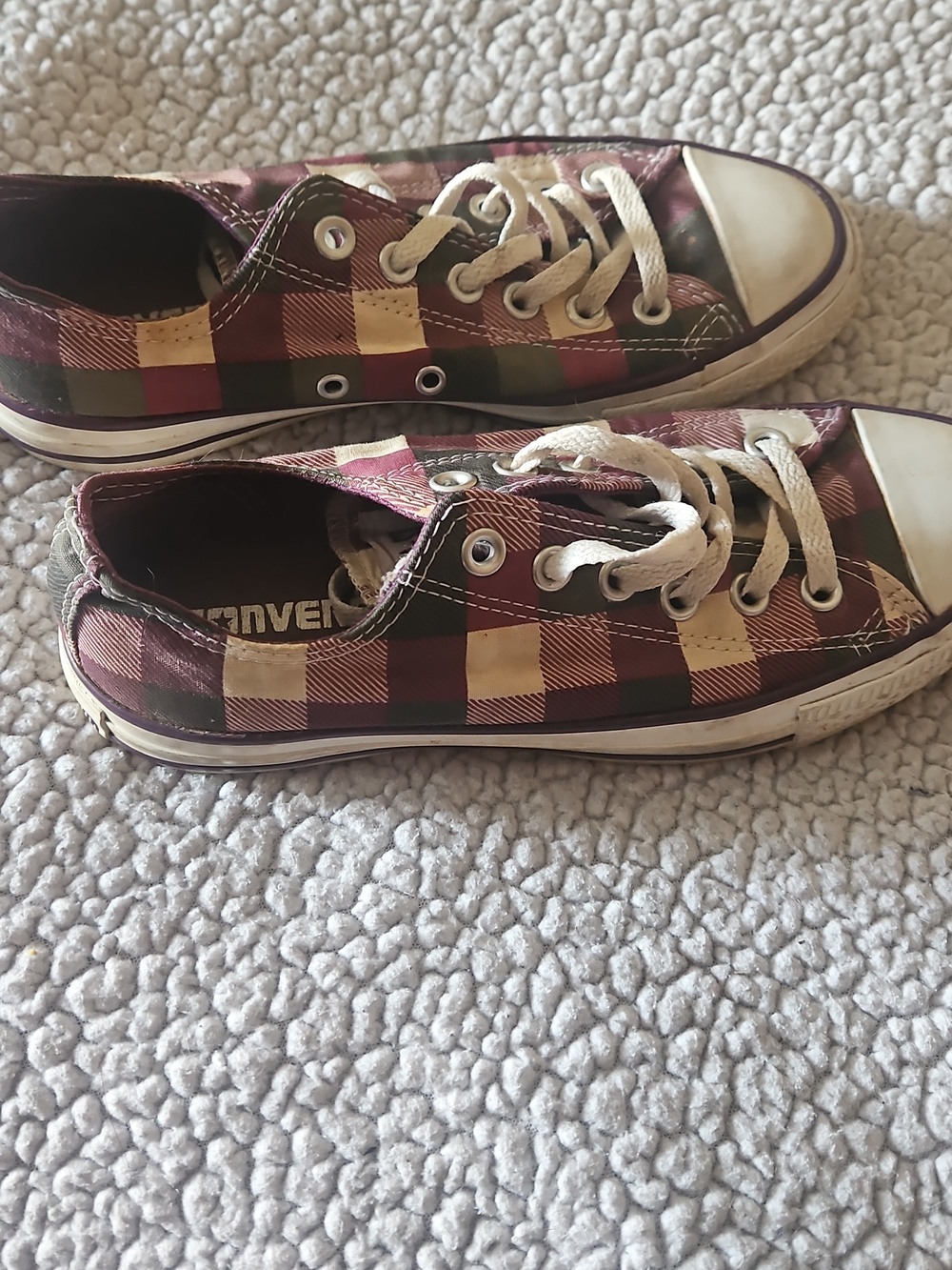 Vintage Converse Plaid Low-Top Sneakers in Burgundy and Cream